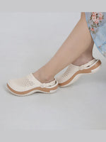 Load image into Gallery viewer, Heleey Literide Rubber Ivory Crocs