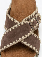 Load image into Gallery viewer, Heleey Rustic Cross Comfort Slides
