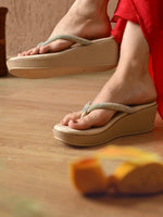 Load image into Gallery viewer, Womens Elegant Wedge Sandals