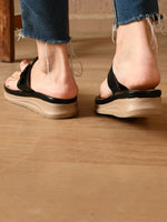 Load image into Gallery viewer, Slip-On Platform Sandals with Toe Loop
