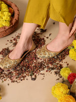 Load image into Gallery viewer, Heleey GOLDEN EMBELLISHED ROUND-TOE JUTTIS