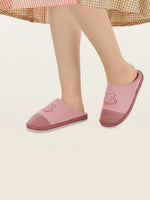 Load image into Gallery viewer, Heleey Smiley Bear Pink Cozy Slippers