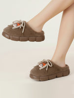 Load image into Gallery viewer, Heleey Pumpkin Cozy Character Plush Slippers