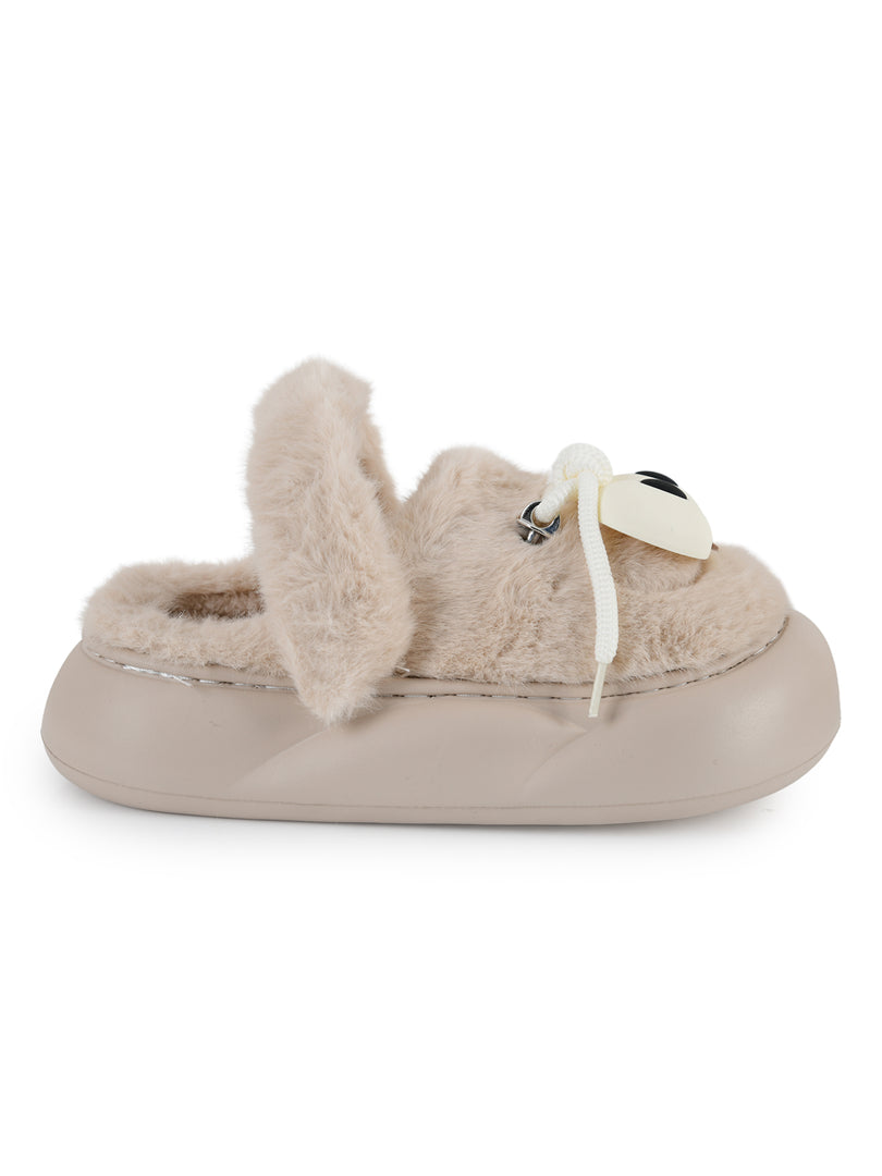 Heleey Goofy Eyes Plush Cozy Slippers