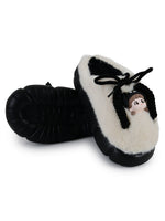 Load image into Gallery viewer, Heleey Chic Black &amp; Cream Cozy Character Slippers