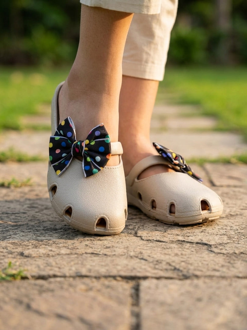 Pebble Pop Bow Slides