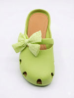 Load image into Gallery viewer, Lime Blossom Bow Clogs