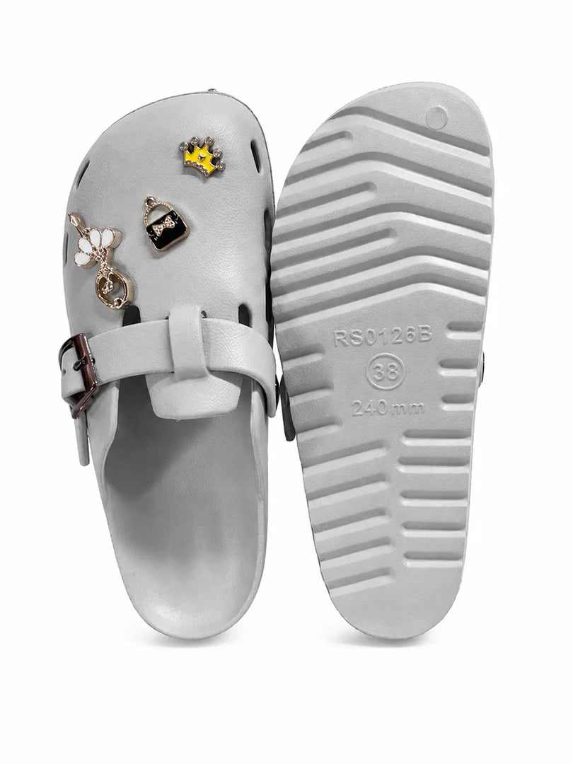 Heleey Pearl Crown Clogs
