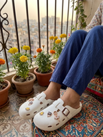 Load image into Gallery viewer, Heleey Ivory Charm Clogs