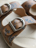 Load image into Gallery viewer, Autumn Bloom Buckle Slides