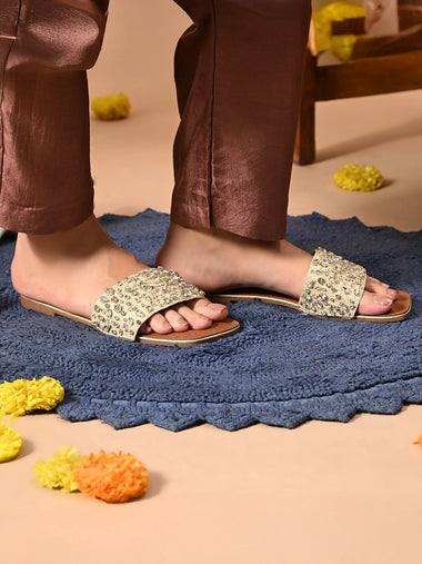 Heleey Stylish Grey Embellished Flat Sandals